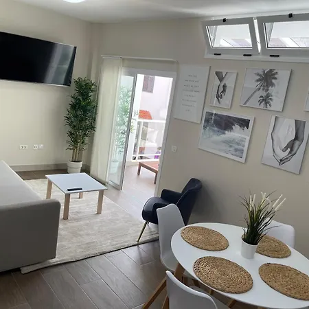 Apartment La Palmera