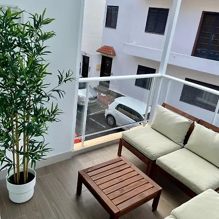 Apartment La Palmera *