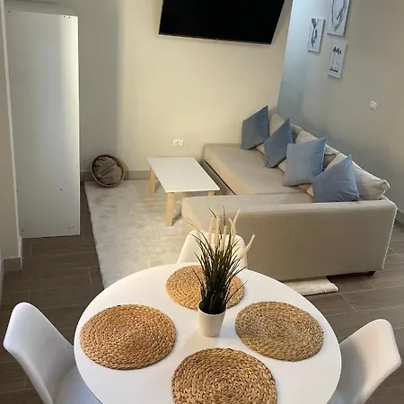 Apartment La Palmera